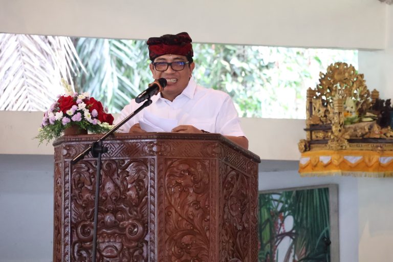 Buka Muscab X Gapensi Tabanan, Bupati Sanjaya Ajak Semua Pihak Bersinergi Membangun Daerah