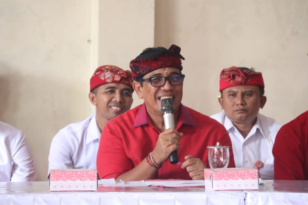 Bupati Tabanan Apresiasi Ngaben Gabungan sebagai Wujud Kepedulian dan Keseimbangan Budaya