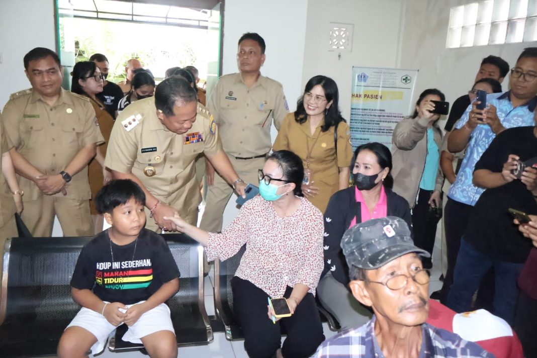 Pj. Gubernur Mahendra Jaya Ajak Masyarakat Manfaatkan Cek Kesehatan Gratis Saat Ulang Tahun