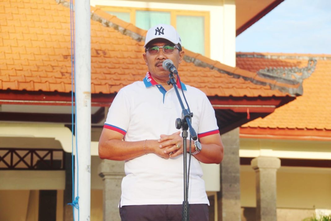 Sekda Buleleng Imbau Pegawai Kurangi Penggunaan Plastik Sekali Pakai