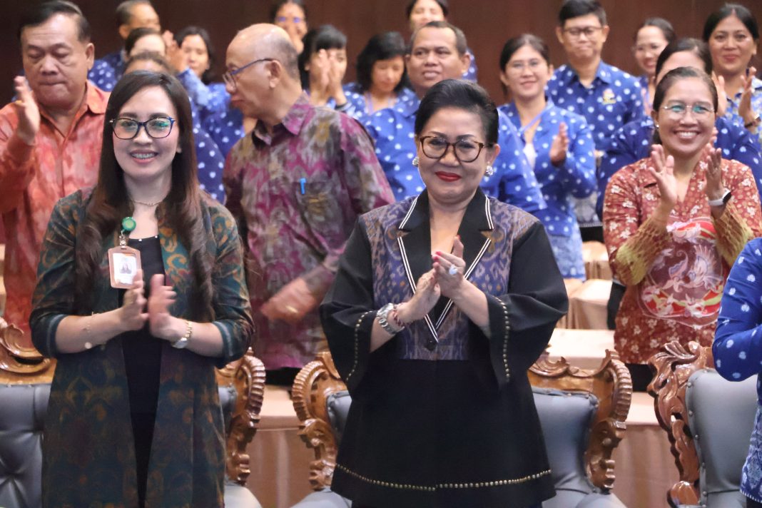 Buka Rakor Himpaudi Bali, Putri Koster Sampaikan Peran Penting Guru PAUD