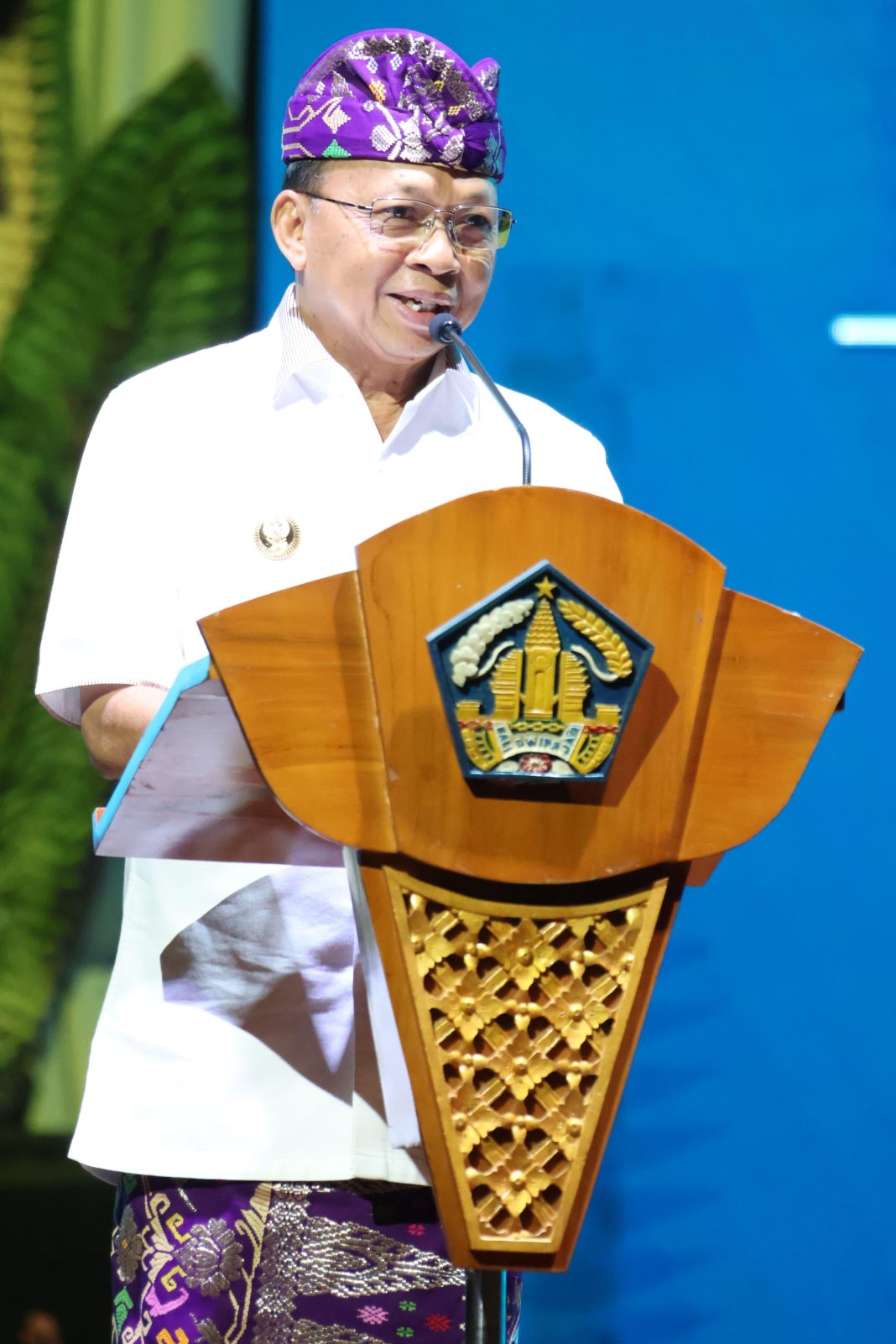 Gubernur Koster Serukan Desa Lestari Tanpa Sampah Plastik, Siapkan Insentif bagi yang Sukses Kelola Sampah Berbasis Sumber