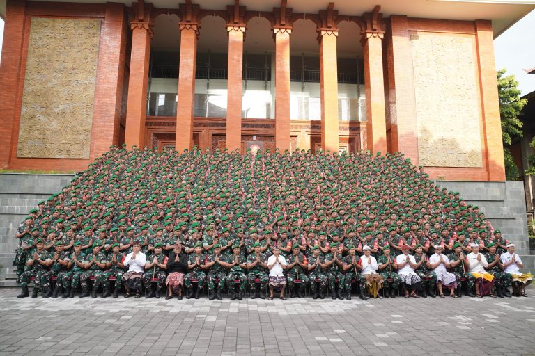 Demi Krama Bali Tinggal di Rumah Layak Huni, Gubernur Koster Siap Kolaborasi Program Bedah Rumah TNI AD