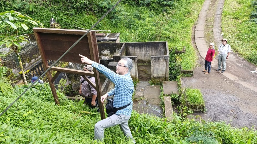 Kolaborasi Internasional Jaga Lingkungan, Kayoman Pedawa Gandeng Universitas di Jepang dan Undiksha Singaraja Tanam Ratusan Pohon