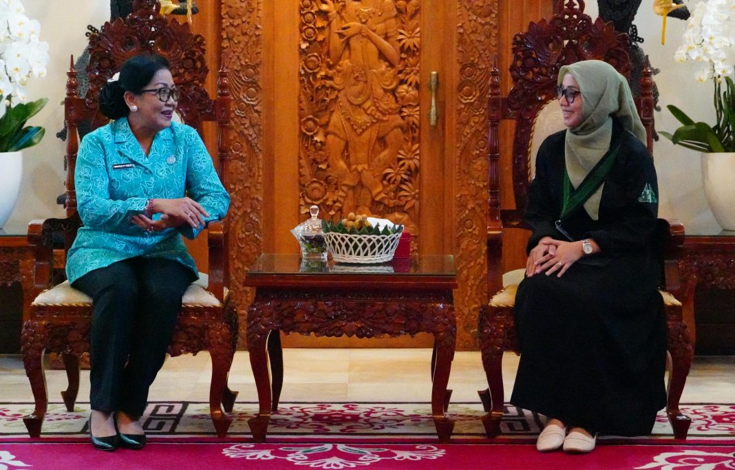 Terima HMI Bali, Putri Koster Jelaskan Program Satu Keluarga Satu Sarjana