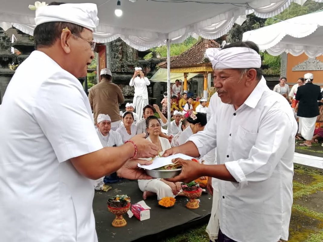 Pujawali Purnama Kedasa di Ulun Danu Buyan, Pemkab. Buleleng Komitmen Dukung Secara Penuh