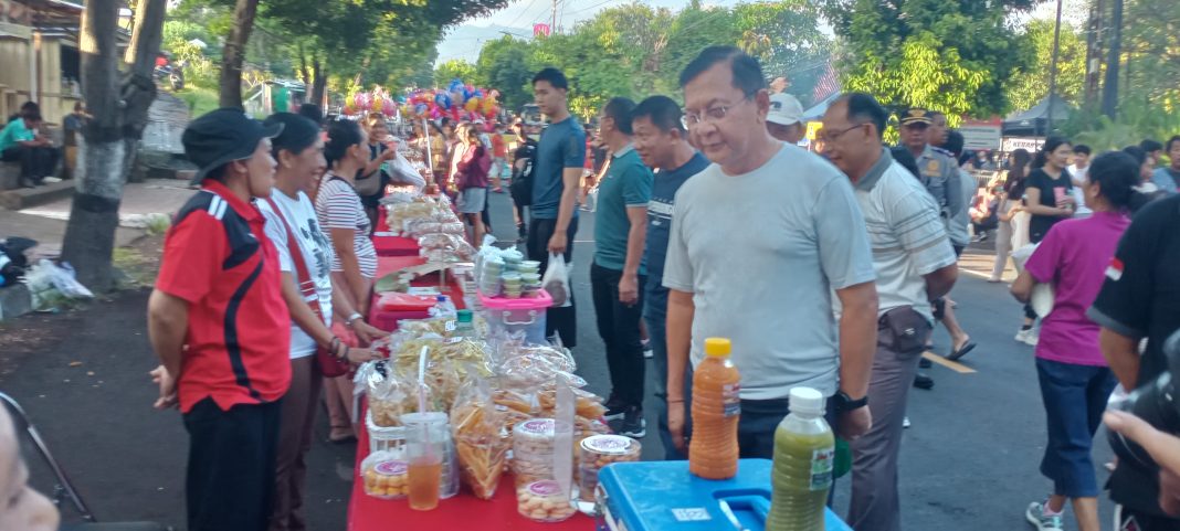 Gelar Pasar Murah Jelang Galungan, Bupati Sutjidra Pantau Kenaikan Harga Tidak Signifikan