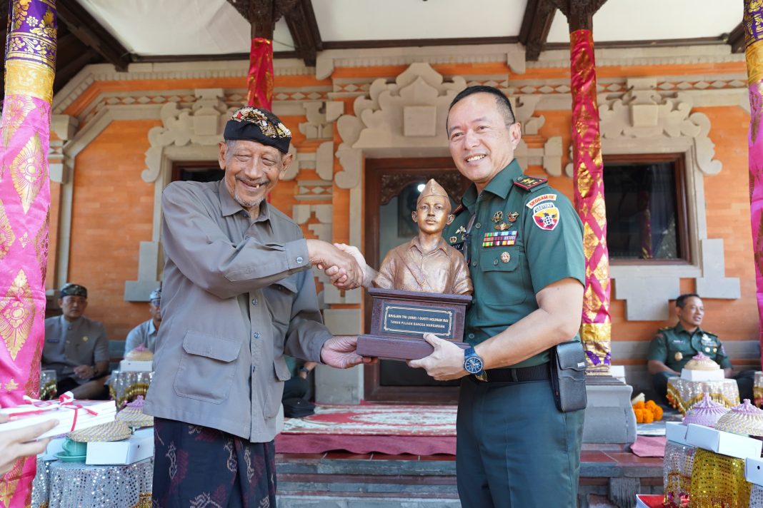 Pangdam Udayana Ziarah ke Puri Ngurah Rai, Pererat Silaturahmi dan Warisi Semangat Juang