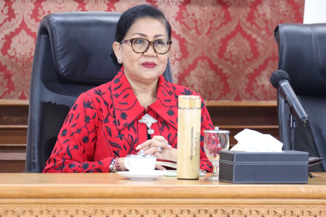 Putri Koster Dorong Setiap Desa Miliki Duta PSBS PADAS untuk Atasi Sampah di Sumber