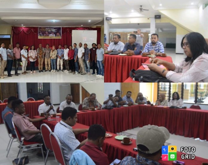 belu AJI Kupang AJI Kupang dan Pena Batas RI-RDTL kolaborasi gelar diskusi publik dibawah tema Wartawan Profesional Patuhi Kode Etik dan Junjung Tinggi Profesi