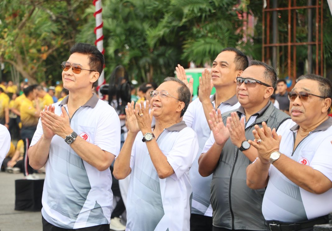 Lepas Jalan Sehat Hari Bhayangkara ke-79, Gubernur Koster: Bukti Soliditas TNI, Polri, dan Masyarakat Bali