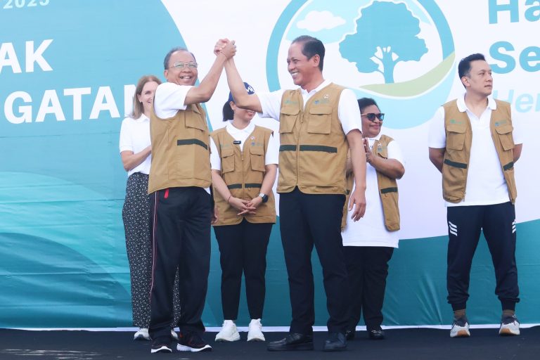 Menteri LH Peringati Danone Segera Ikuti Arahan Gubernur Koster demi Bali Bersih Sampah Plastik