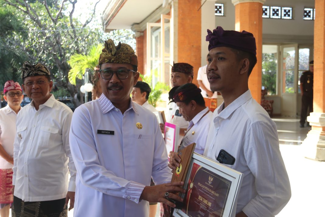 Juara Website, Pemdes Tamblang Bentuk Tim Kreatif Optimalkan Pengelolaan Informasi di Ruang Digital