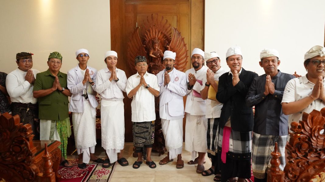 Gubernur Koster Siap Hadiri Upacara Medewa Sraya di Pura Tuluk Biyu Batur, Komit dan Hormati Nilai Luhur Budaya Bali