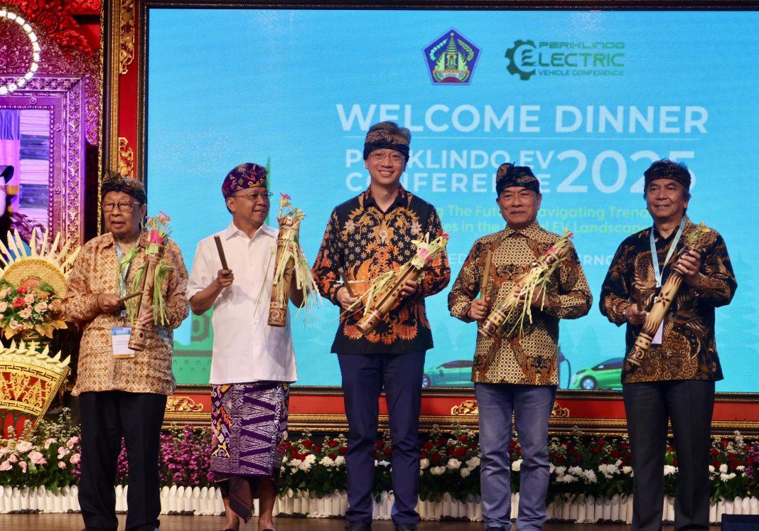 Bali Jadi Pionir Industri Kendaraan Listrik dan Energi Bersih, Gubernur Koster Dorong Percepatan Ekosistem e-Mobility