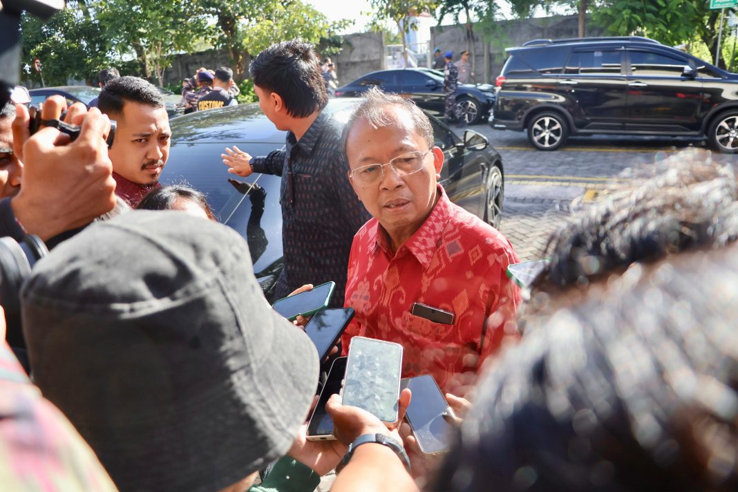 Gubernur Koster: Sampah Dibikin Sendiri harus Diselesaikan Sendiri, Dikelola Berbasis Sumber