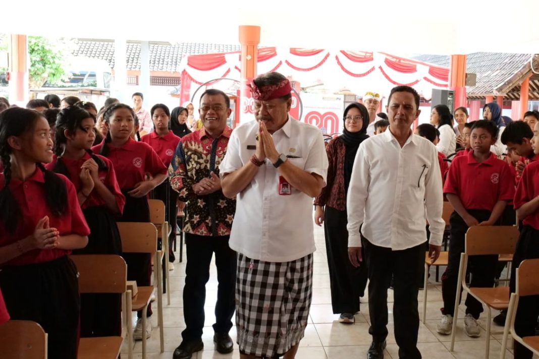 Pemkab Dukung Program Bersih Sehat Sentra Mahatmiya Tabanan