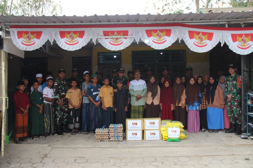 Jelang Akhir Penugasan, Satgas Yonif 741/GN Berbagi Kasih Dengan Panti Asuhan di Daerah Perbatasan RI-RDTL