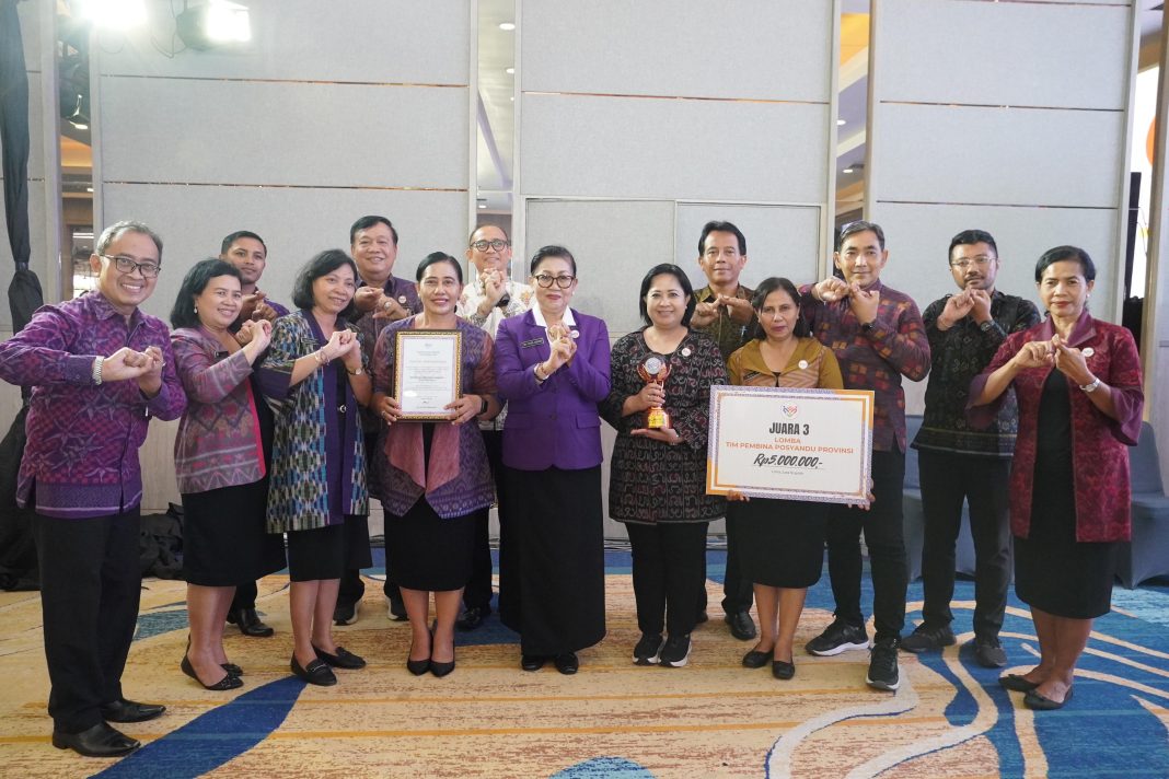 Ketua Pembina Posyandu Provinsi Bali, Ny. Putri Koster, Raih Juara III Nasional Implementasi 6 SPM di Rakornas Posyandu 2025