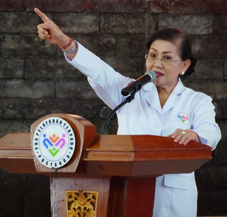 Safari Pembinaan Posyandu Dimulai dari Tabanan, Ibu Putri Koster Tekankan Transformasi 6 SPM