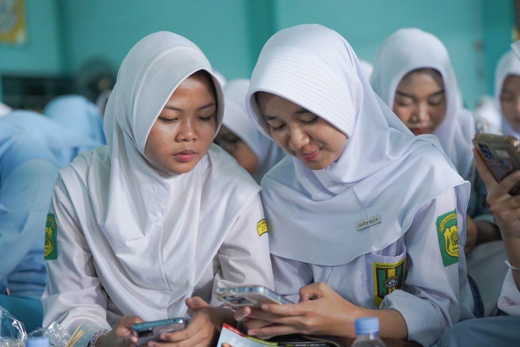 Semangat Duta SMA Sosialisasikan TKA Kepada Teman Sebaya