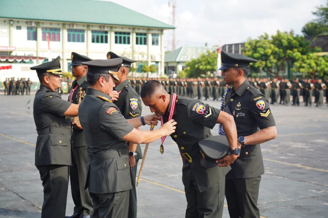 Lantik 422 Bintara Infanteri, Pangdam IX/Udayana : Jadilah prajurit Profesional dan Dicintai Rakyat