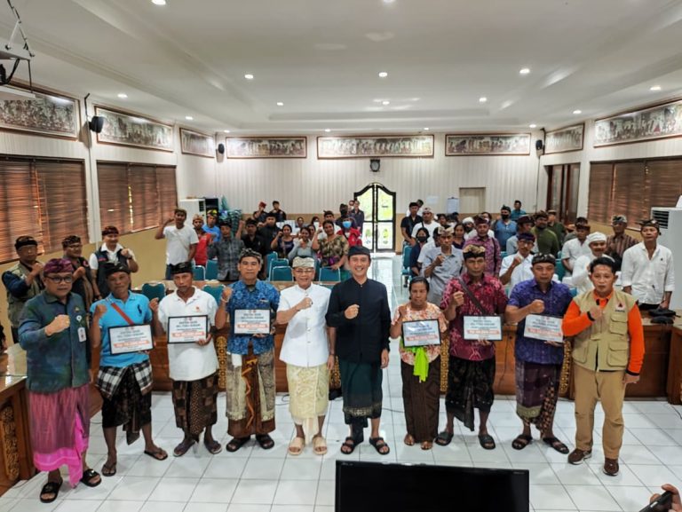 Dana Gotong Royong ASN Pemprov dan Dompet Peduli Bencana Disalurkan di Klungkung