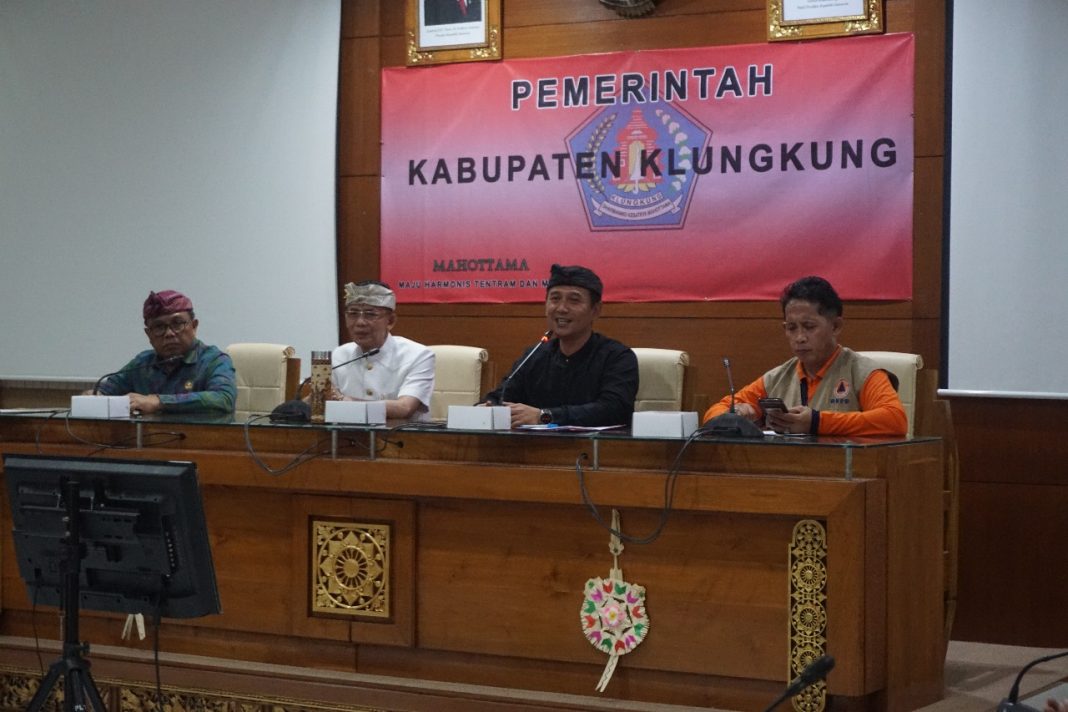 Dana Gotong Royong ASN Pemprov dan Dompet Peduli Bencana Disalurkan di Klungkung