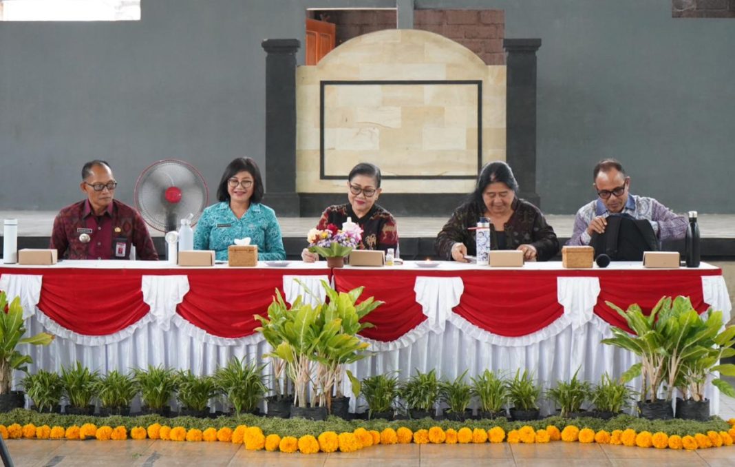 Lewat PSBS PADAS, Ibu Putri Koster Dorong Kesadaran Lingkungan Dimulai dari Rumah Tangga