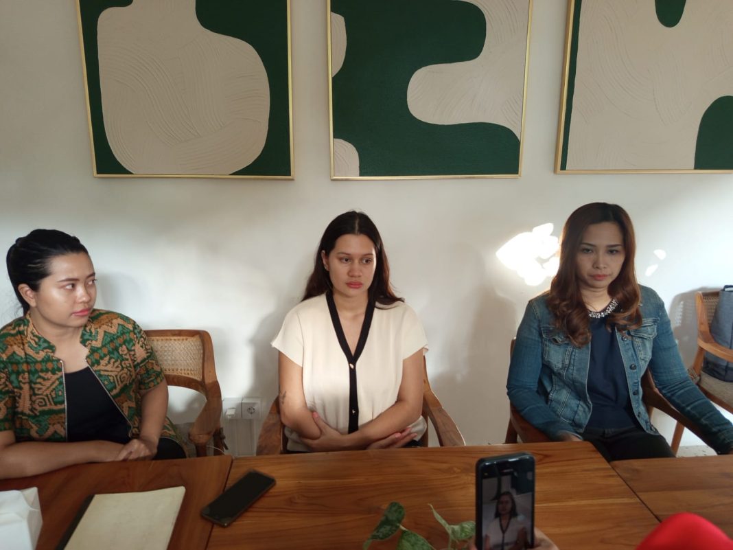 Diasuh Nenek Angkat, Ibu Muda Asal Surabaya Tuntut Kembalikan Hak Asuh Anaknya yang masih Balita