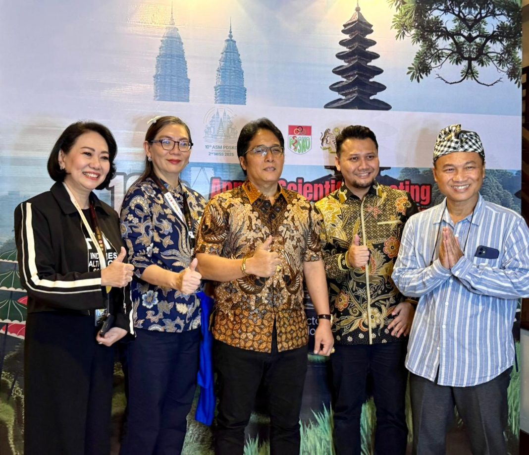 Wagub Giri Prasta Hadiri Pertemuan Ilmiah Kedokteran Olahraga Indonesia–Malaysia di Bali