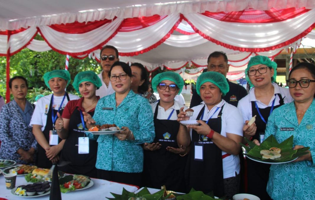Tingkatkan Perekonomian Keluarga, Sekretaris I TP PKK Provinsi Bali Dorong Kader PKK Denpasar Bentuk Koperasi Desa