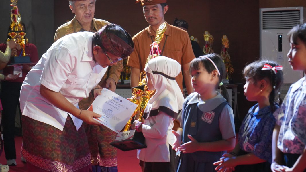 Bupati Sutjidra Apresiasi Festival Hakordia: Mari Bekerja, Lurus, Tulus dan Fokus