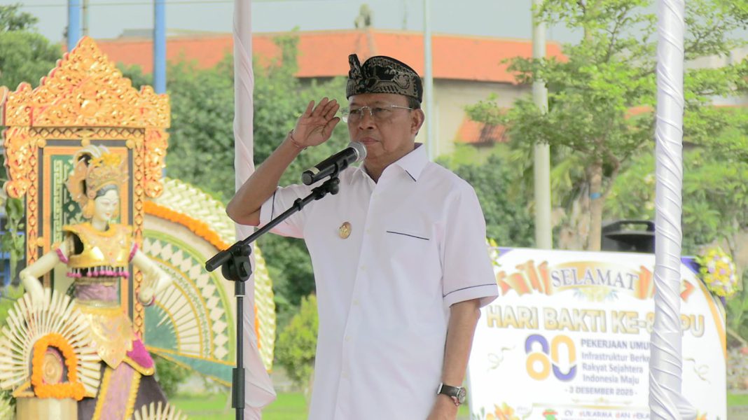 Pimpin Upacara Hari Bakti PU ke-90, Gubernur Koster: Pemprov Bali Komitmen Terus Sinergi dengan Kementerian PUPR