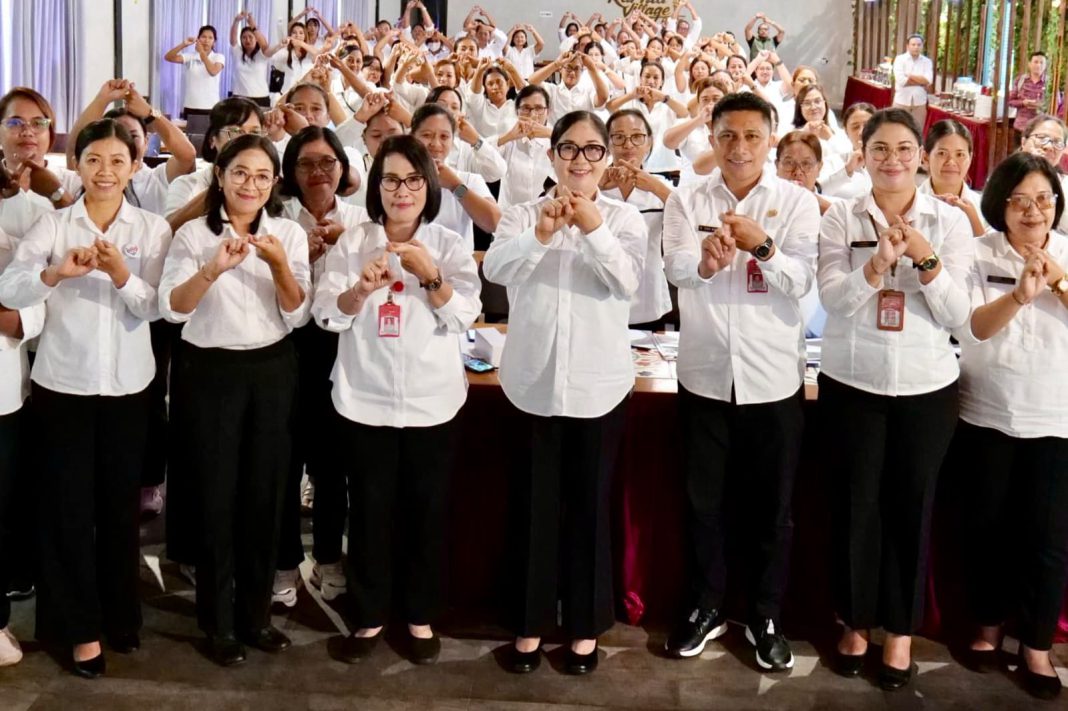 Ny. Rai Wahyuni Sanjaya Dorong Peningkatan Kapasitas Pengurus Posyandu Berbasis 6 SPM