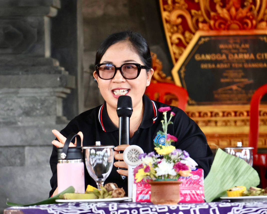 Ny. Rai Wahyuni Sanjaya Kukuhkan Bank Sampah Krama Istri “Gangga Ayu”, Dorong Perempuan Desa Adat Yeh Gangga Jadi Garda Terdepan Pengelolaan Sampah