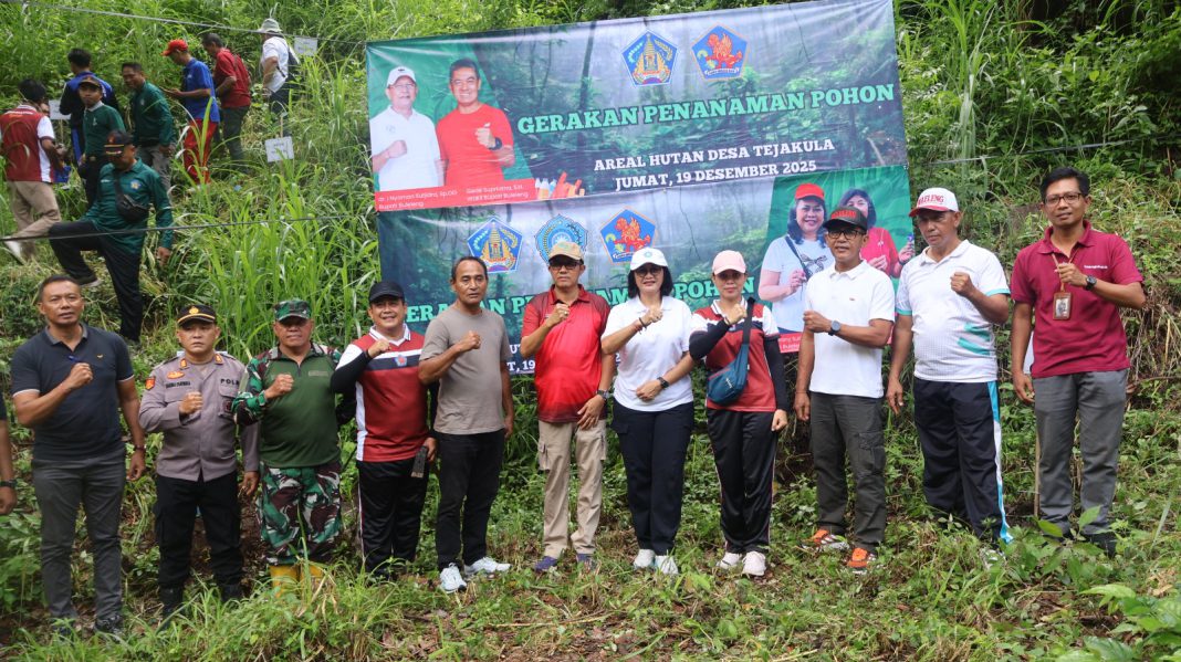 Peduli Lingkungan, 1.600 Pohon Ditanam di Kawasan Hutan Desa Tejakula