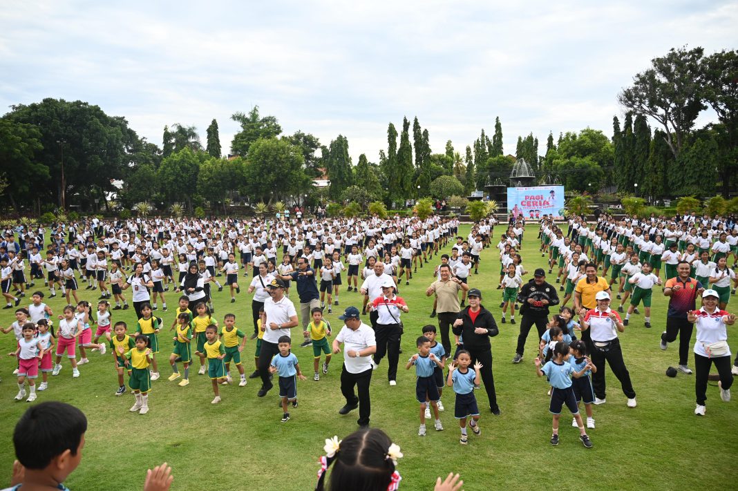 Mendikdasmen Apresiasi Kabupaten Buleleng, Internalisasikan 7 KAIH melalui Senam Kreasi