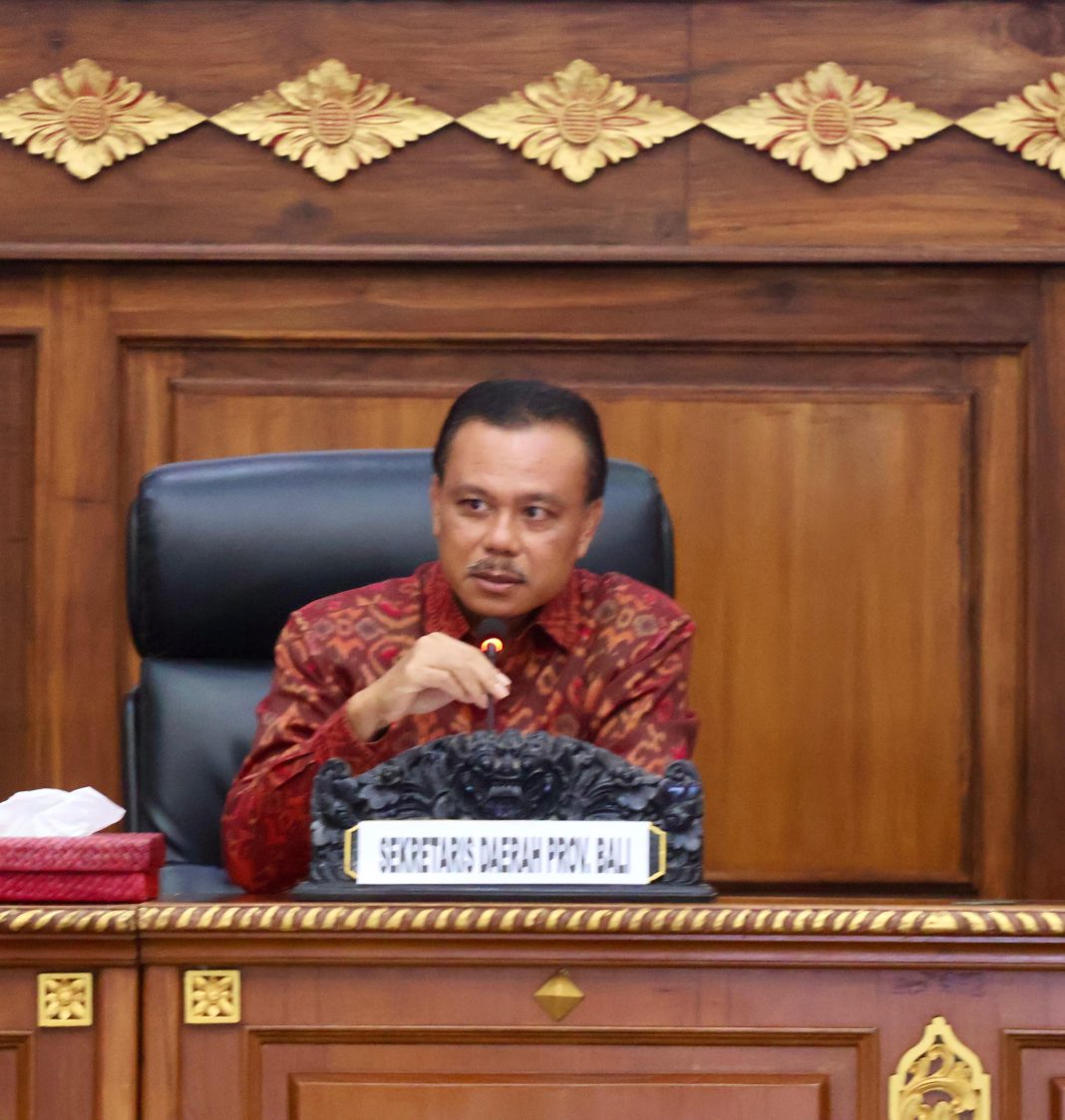 Sekda Dewa Indra Hadiri Audiensi Penguatan Implementasi Digitalisasi Kartu Kesejahteraan