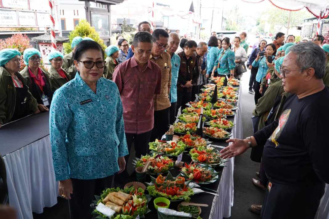 Program Bergerak dan Berbagi Perkuat Kolaborasi TP PKK Provinsi Bali dan Buleleng