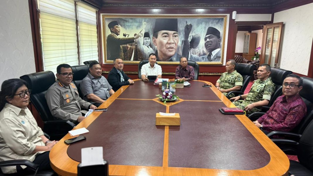 Irtama Kementerian LH Apresiasi Kolaborasi Cepat Gubernur Koster dan Kepala Daerah Tangani Pengelolaan TPA Suwung