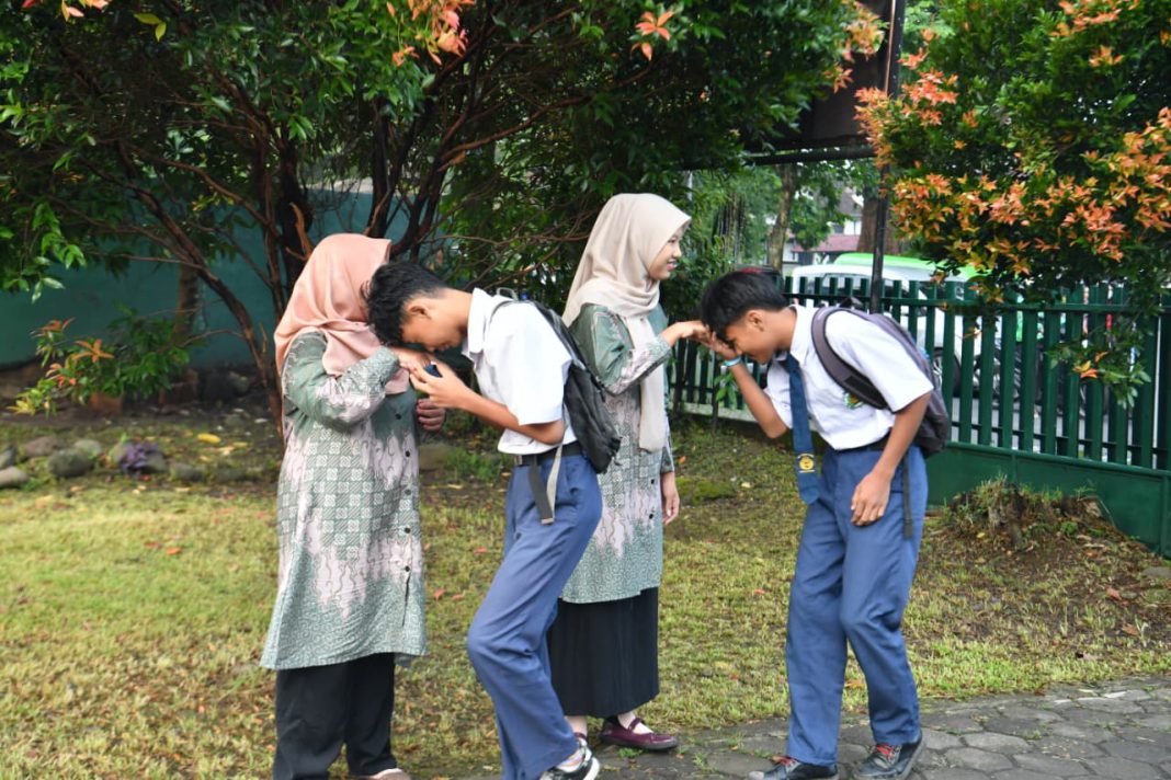 Mendikdasmen Dorong Ekosistem Pendidikan Dukung Transformasi Budaya Kerja dan Gerakan Hemat Energi