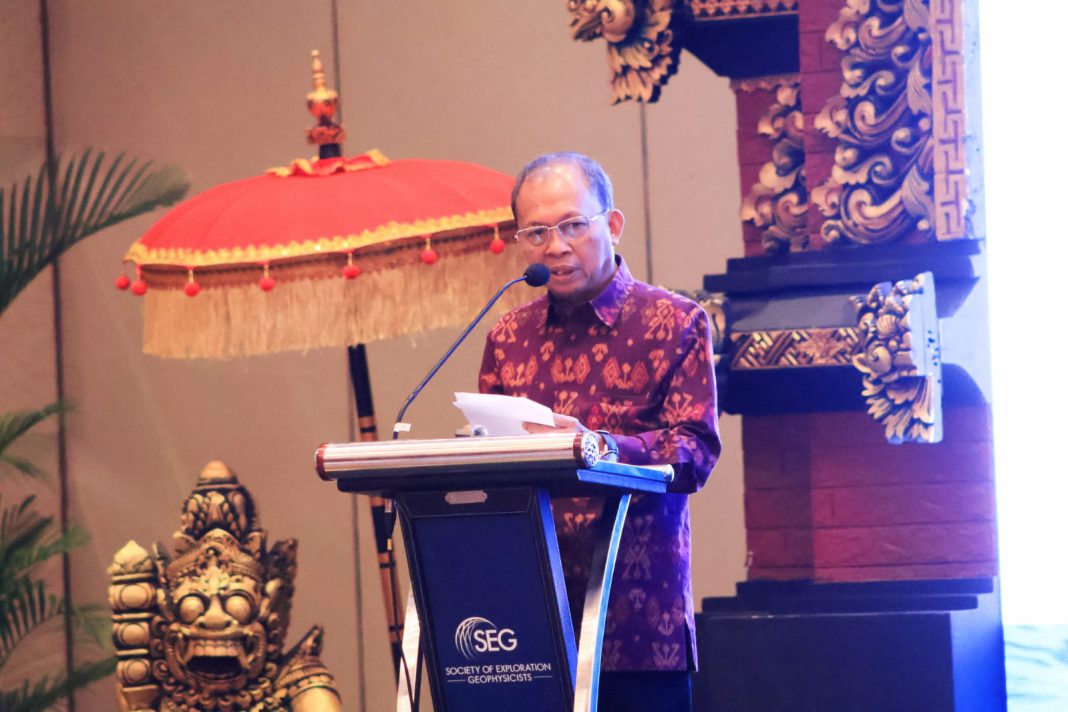 Bicara di Forum APEX, Gubernur Koster: Bali Butuh Kepastian Ketersediaan Energi