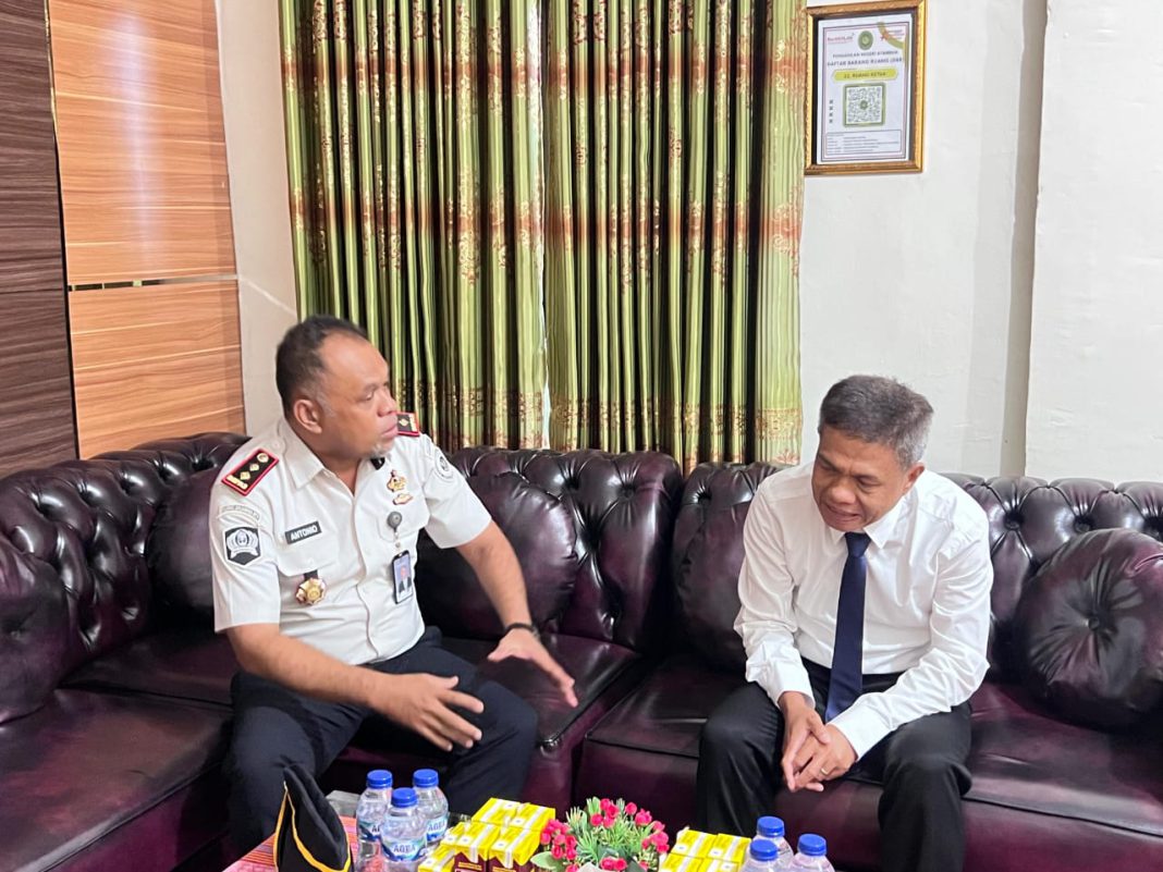 Kalapas dan Ketua PN Atambua Samakan Persepsi Demi Optimalkan Layanan Hukum dan Hak Tahanan