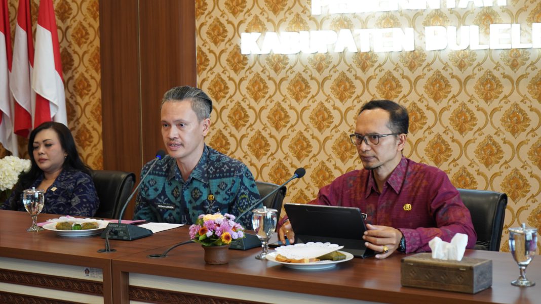 Pemkab Buleleng Terima Sosialisasi Ranperda Penyelenggaraan Jalan Provinsi Bali