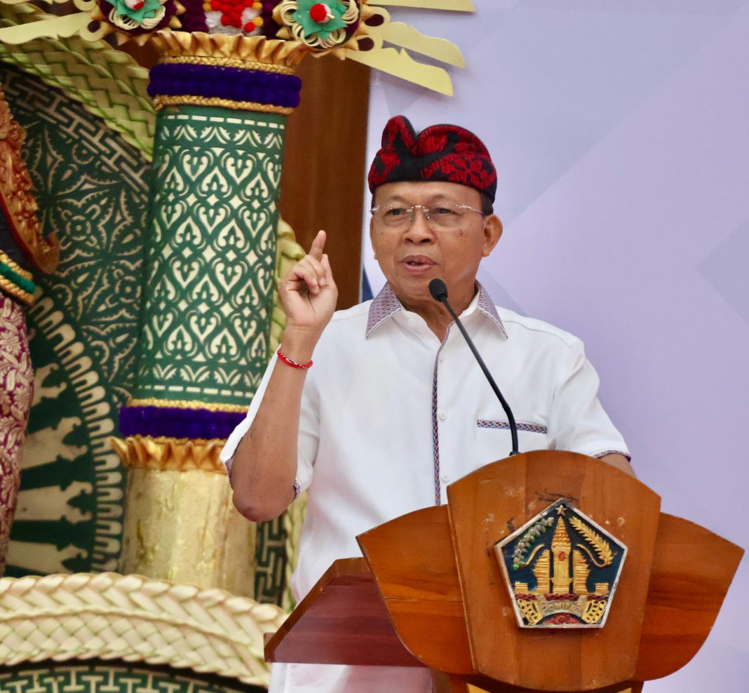 Dukung Bimtek Desa Antikorupsi, Gubernur Koster Tak Ingin Perbekel Tersangkut Masalah Hukum Pengelolaan APBN dan APBD