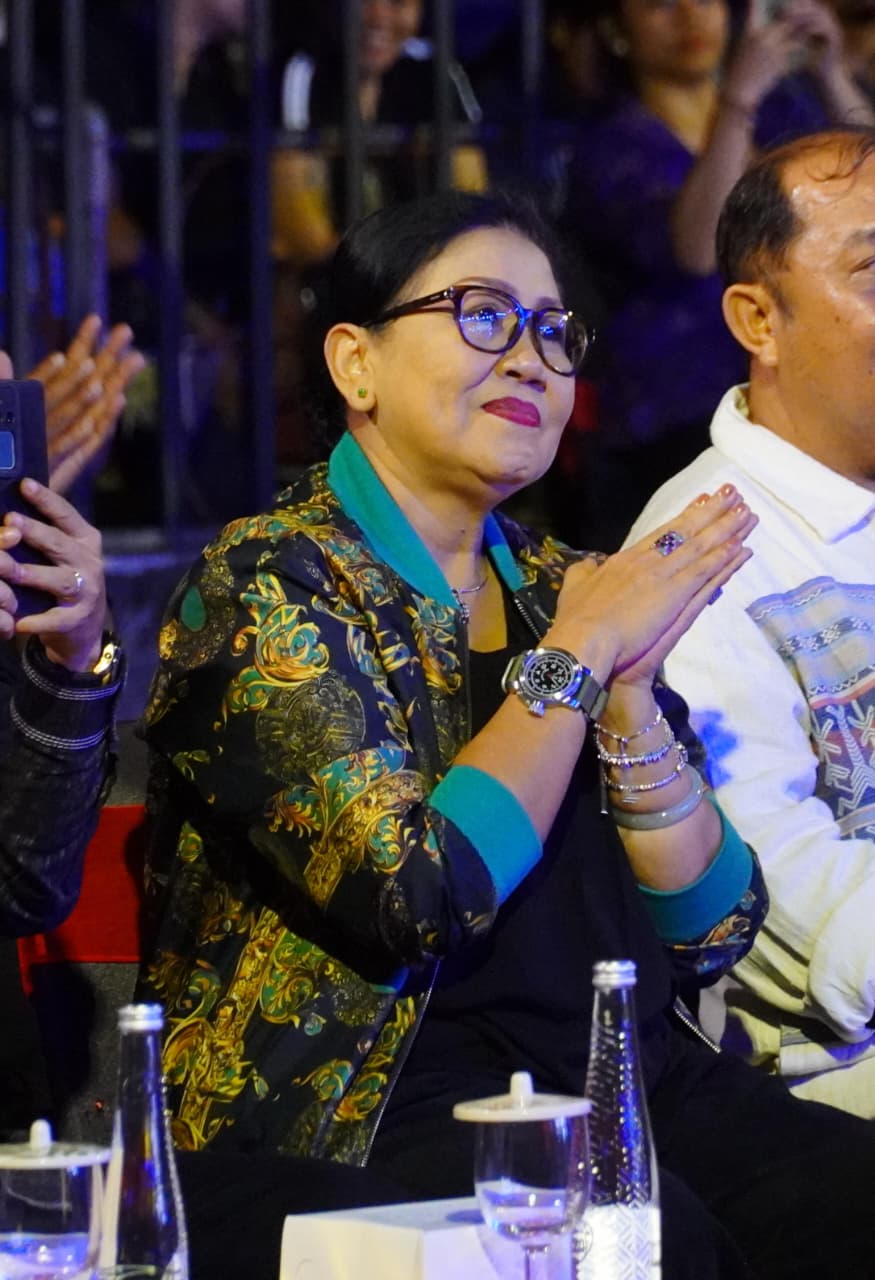 Pecah! Ny. Putri Koster Saksikan “Bintang 5 Musika Jani” FSBJ VIII di Ardha Candra