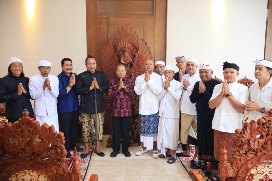 Gubernur Koster Dukung dan Siap Hadiri Karya Tawur Agung Manca Wali Krama Pura Ulun Danu Batur, Gede Darmawa: Terima Kasih