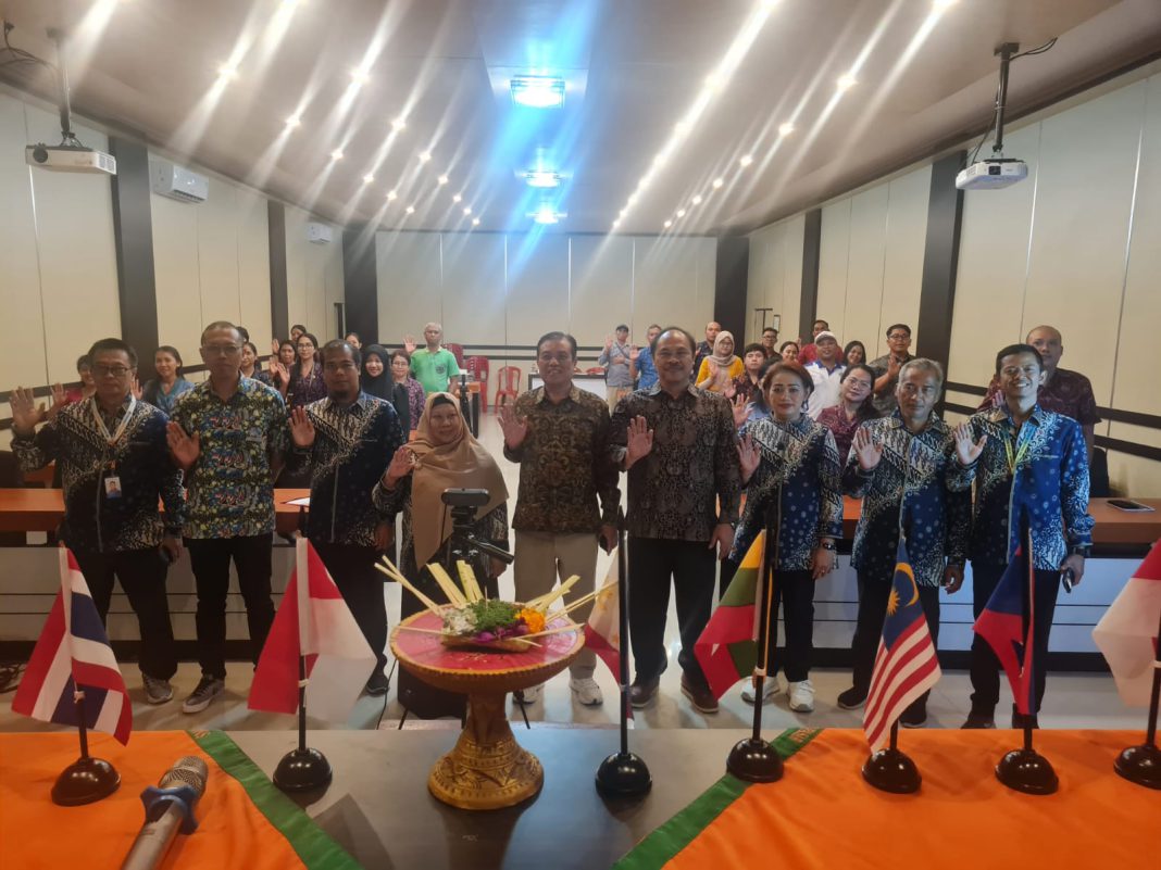 Guru Perlu dapat Pelatihan Smart Urban Farming untuk Integrasi Teknologi Pertanian Modern