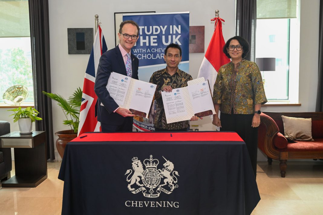 Kemendikdasmen dan Pemerintah Inggris Hadirkan Beasiswa Chevening